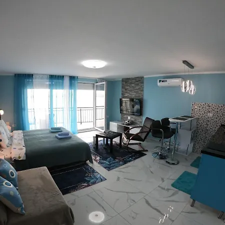 Memphis Apartment Golubac