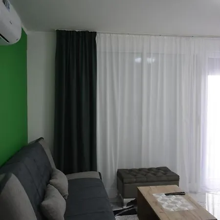 Memphis Apartment Golubac