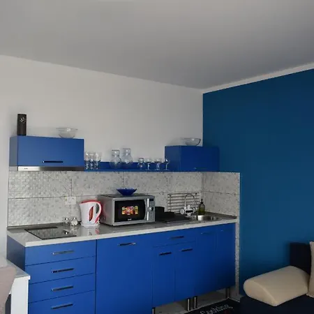 Memphis Apartment Golubac